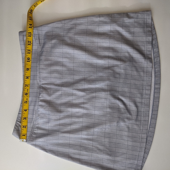 Y2K Seg'ments Luxe Skirt with Shorts - Picture 4 of 9